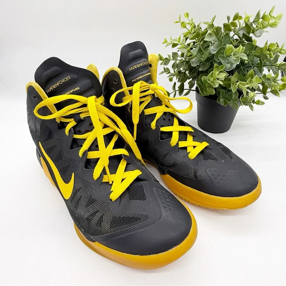Nike Zoom Hyperenforcer Basketball Shoe Mens Size 9.5 Black Yellow Athleisure